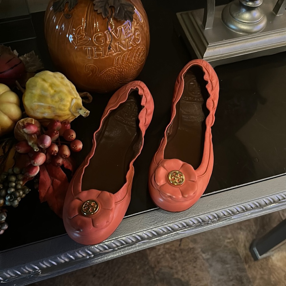 NWOT Tory Burch Ballet Flats